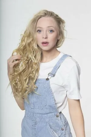 Portia Doubleday / portiadd фото голая #0078