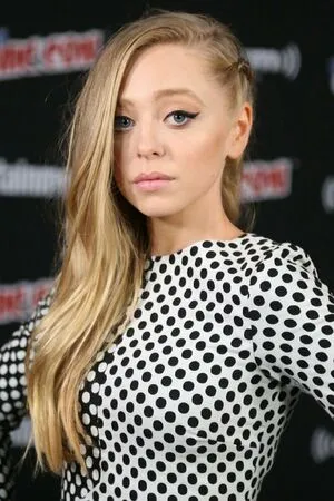 Portia Doubleday / portiadd nude photo #0083