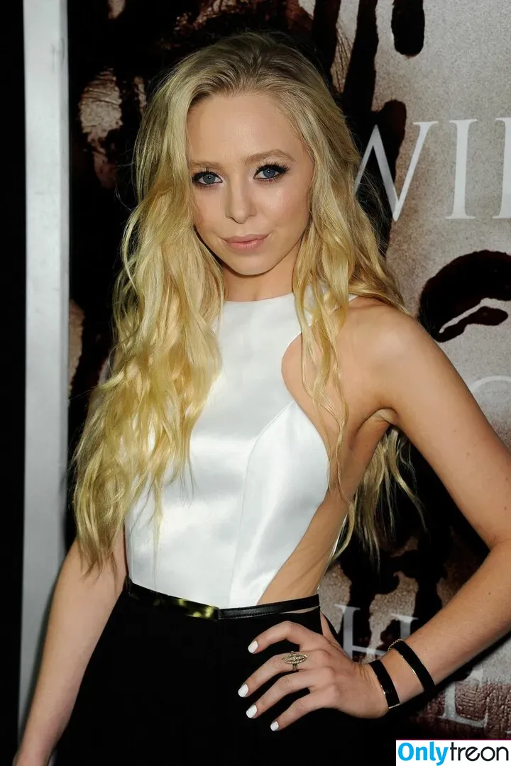 Portia Doubleday голая photo #0070 (portiadd)