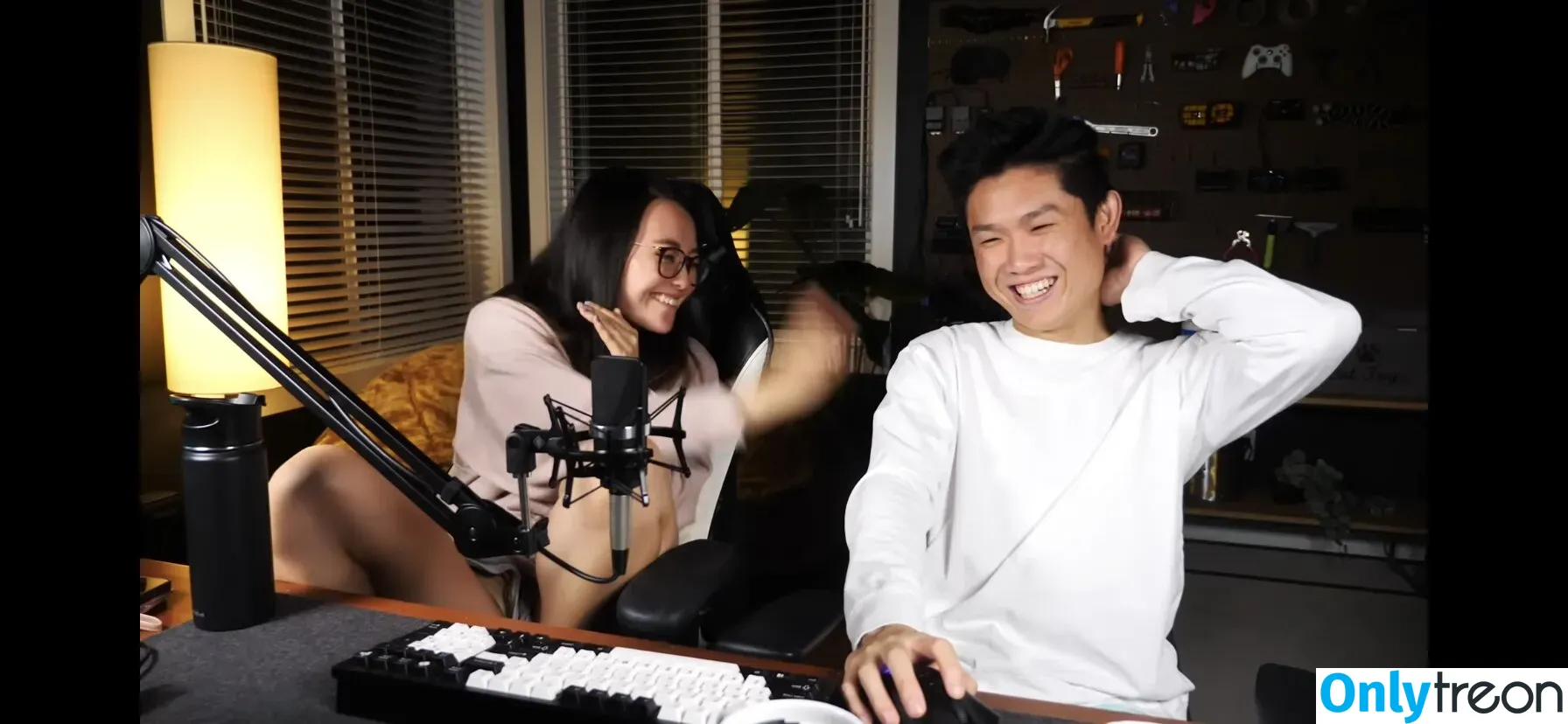 PotasticPanda nude photo #0002 (Jeannie / MXRPlays / mmoxreview / mxrlovesfans)