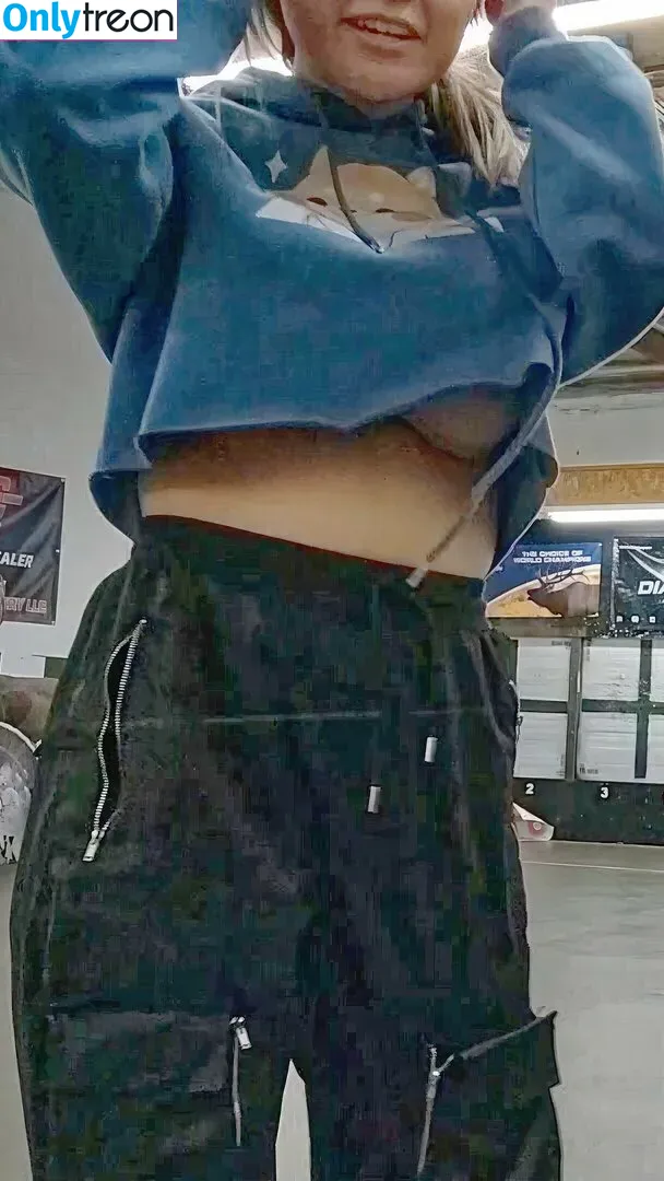 PotasticPanda nude photo #0201 (Jeannie / MXRPlays / mmoxreview / mxrlovesfans)