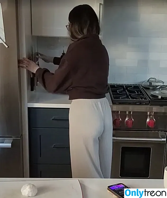 PotasticPanda nude photo #0418 (Jeannie / MXRPlays / mmoxreview / mxrlovesfans)