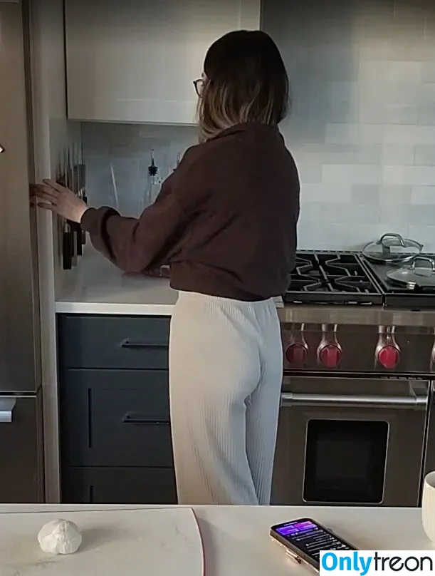 PotasticPanda nude photo #0431 (Jeannie / MXRPlays / mmoxreview / mxrlovesfans)
