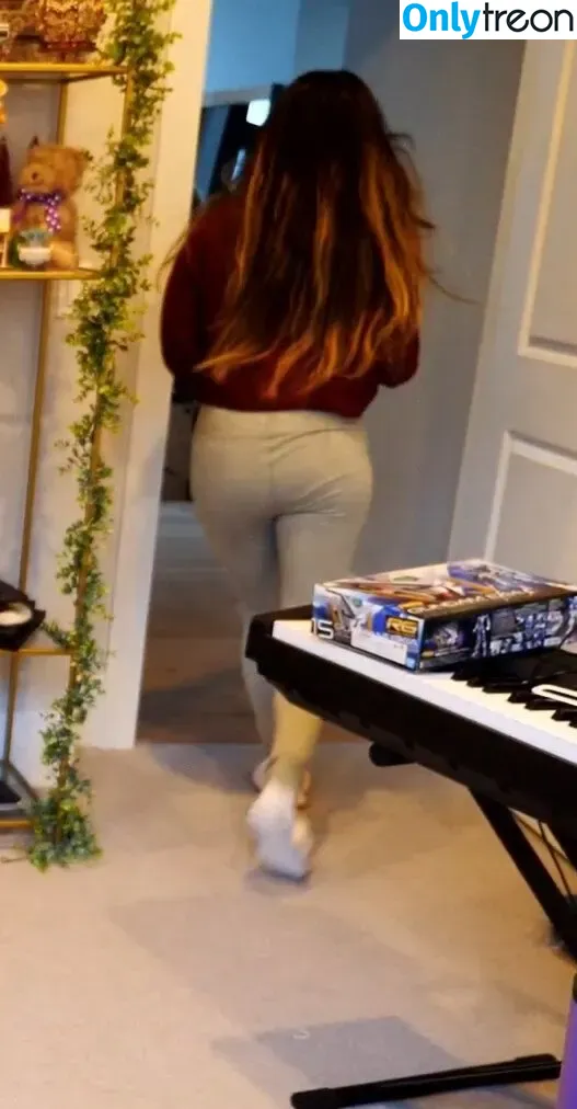 PotasticPanda nude photo #0454 (Jeannie / MXRPlays / mmoxreview / mxrlovesfans)