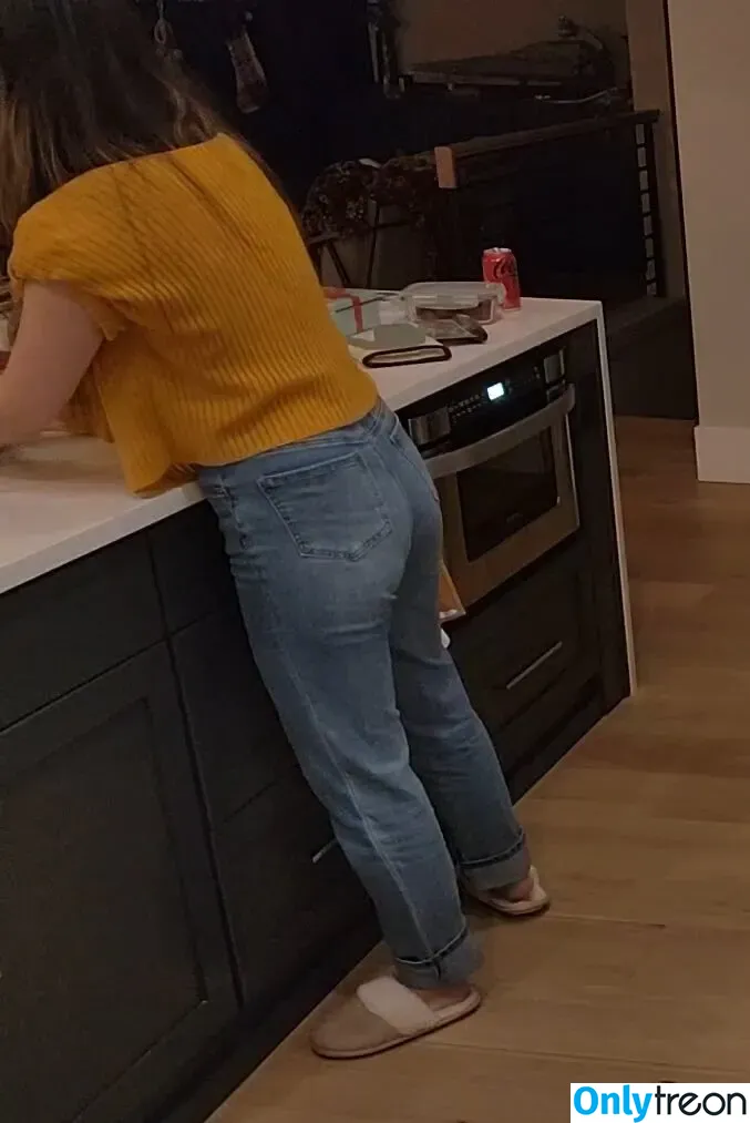 PotasticPanda nude photo #0467 (Jeannie / MXRPlays / mmoxreview / mxrlovesfans)