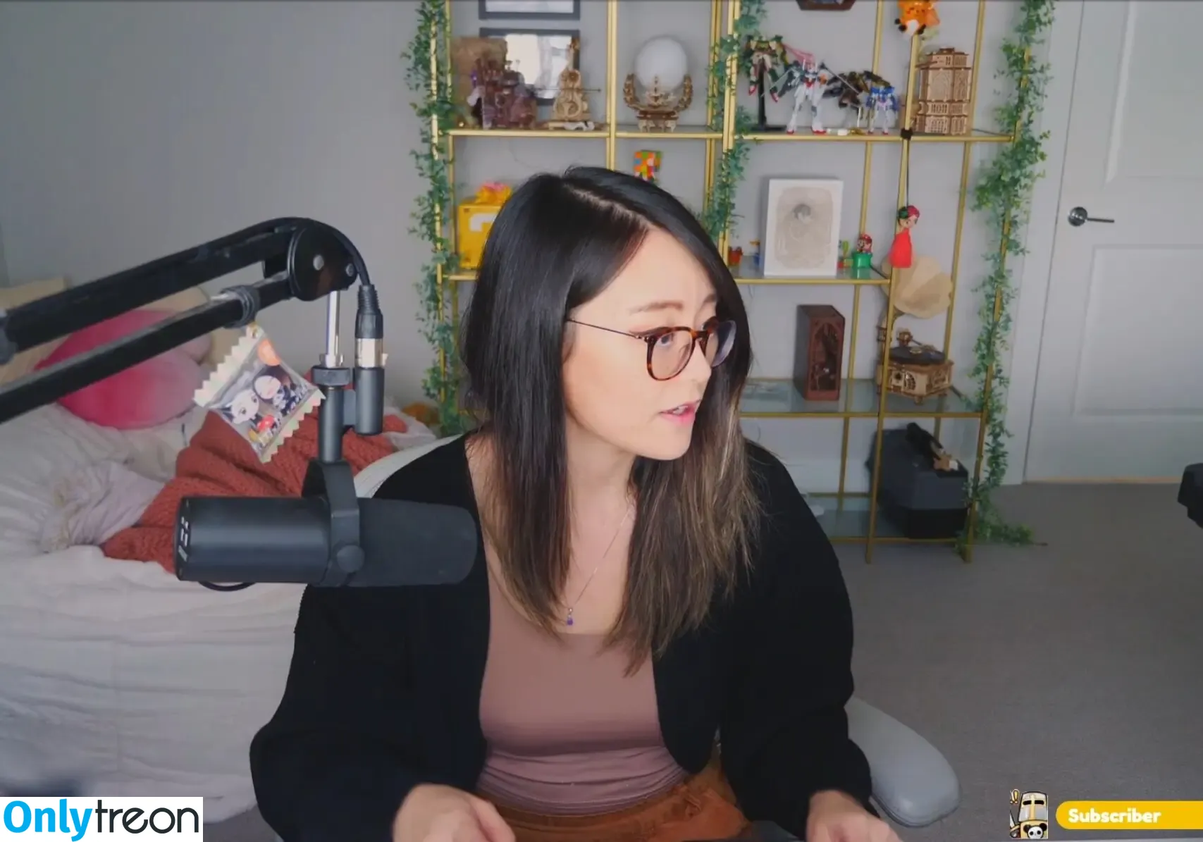 PotasticPanda nude photo #0626 (Jeannie / MXRPlays / mmoxreview / mxrlovesfans)