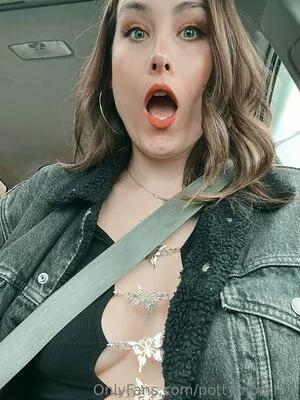 pottymouth_h / thepottymouthpod nude photo #0064
