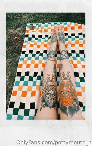 pottymouth_h / thepottymouthpod nude photo #0075