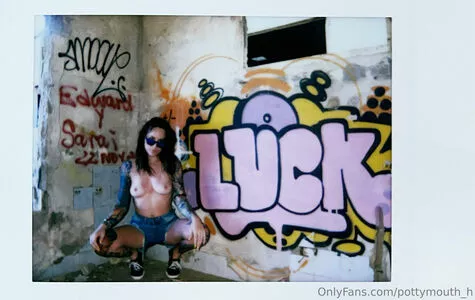 pottymouth_h / thepottymouthpod nude photo #0083