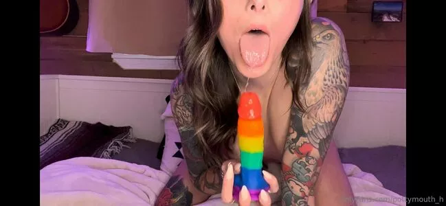 pottymouth_h / thepottymouthpod nude photo #0158