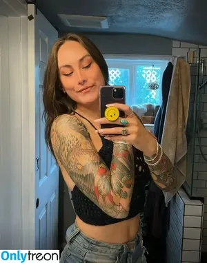 pottymouth_h / thepottymouthpod nude photo #0399