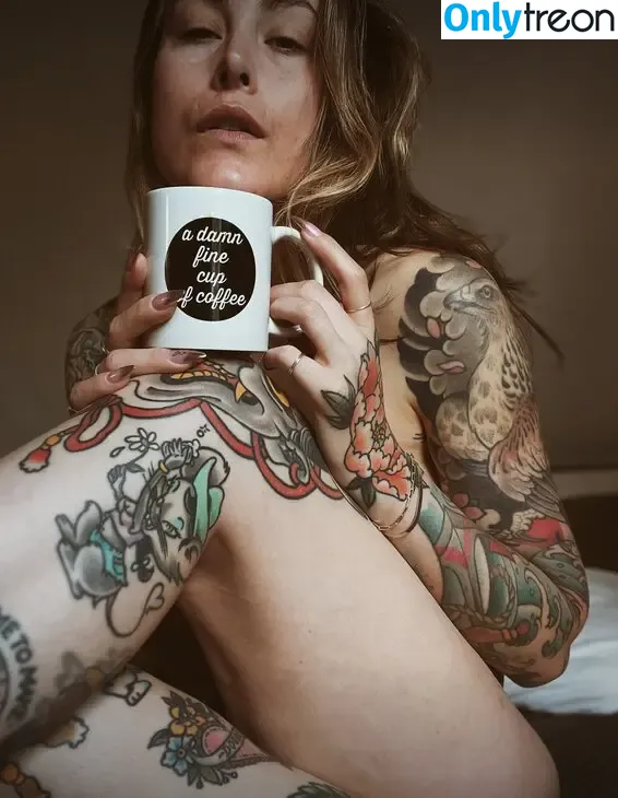 pottymouth_h nude photo #0438 (iampottymouth)
