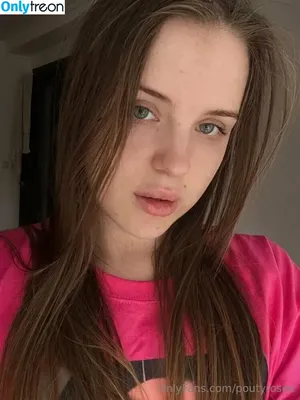 poutyrosee / pouty__official фото голая #0109