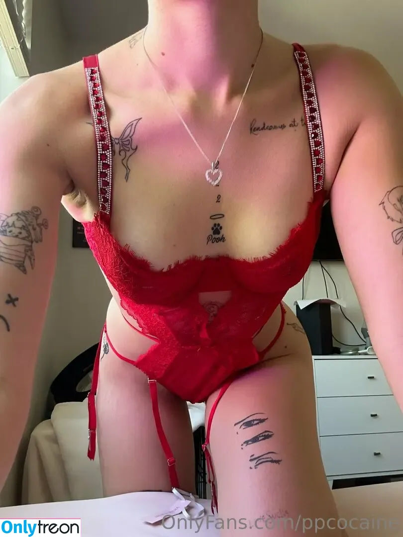 ppcocaine nude photo #0072 (Lilliane Catherine Diomi / ppcoca1ne / ppcocaine.ca)