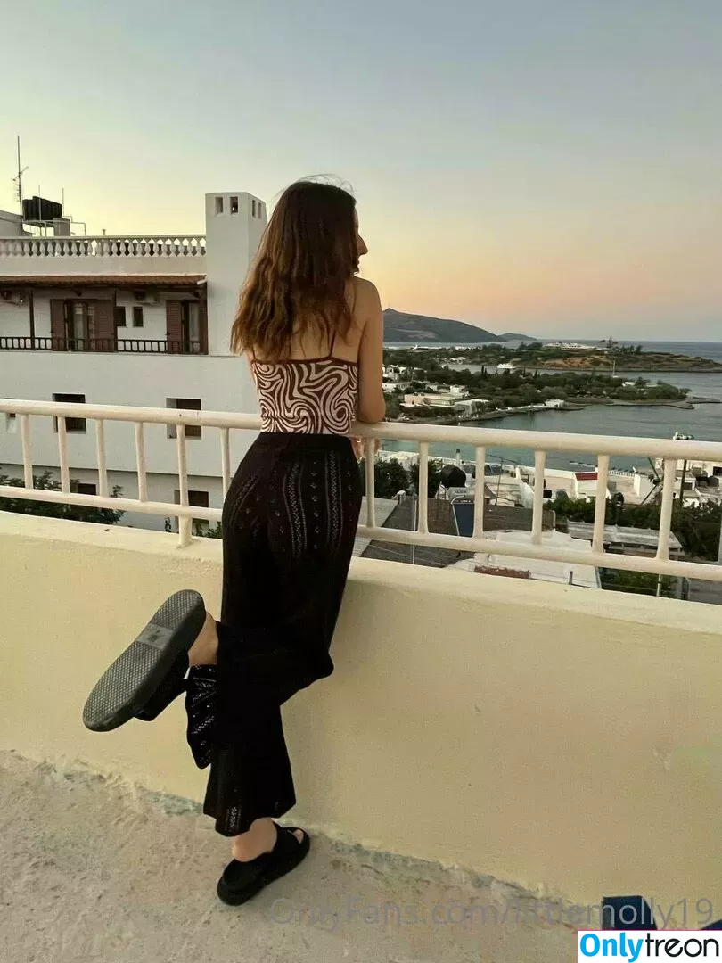 pppoisonnnivy голая photo #0075 (liz_05_dixson)