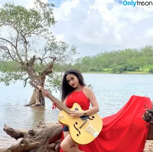Prajakta Dusane / praju_starlet nude photo #0077