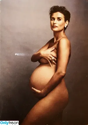 Pregnant Celebs / pregnant.celebrities nude photo #0018