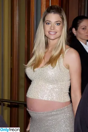 Pregnant Celebs / pregnant.celebrities фото голая #0171