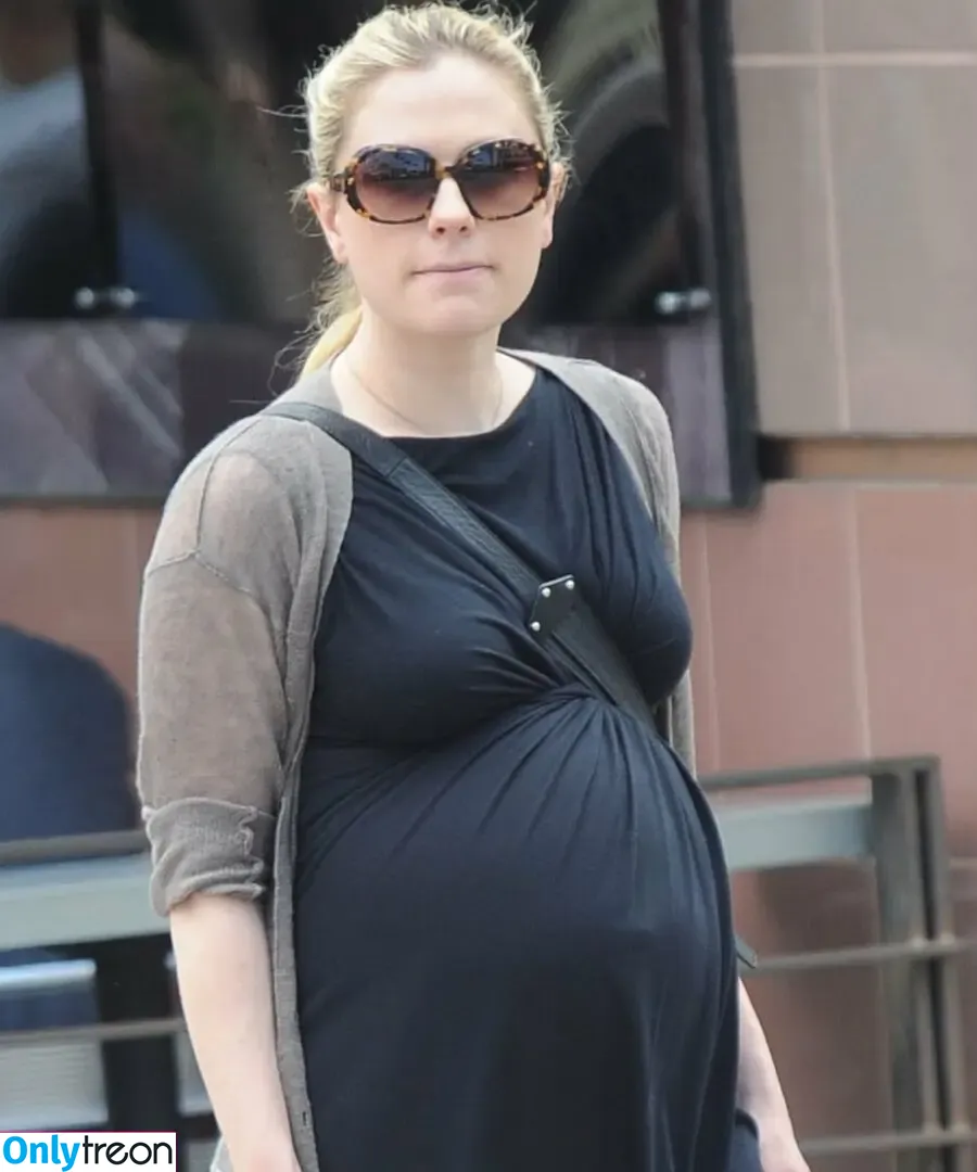 Pregnant Celebs голая photo #0012 (pregnant.celebrities)