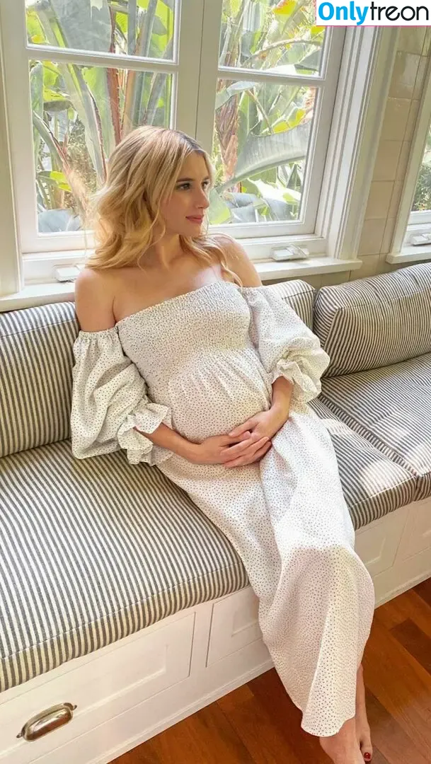 Pregnant Celebs голая photo #0024 (pregnant.celebrities)