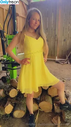 pregnant-step-sister / pregnantstepsister_ фото голая #0476