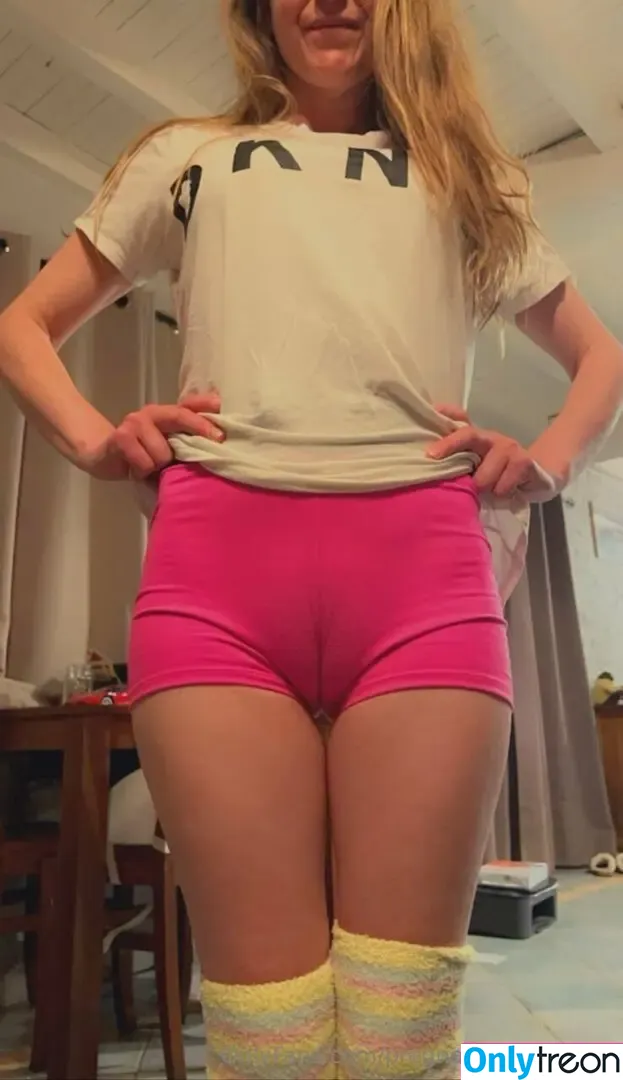 pregnant-step-sister nude photo #0484 (pregnantstepsister_)