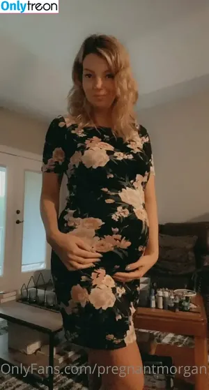 pregnantmorgan / expecting_grey nude photo #0011