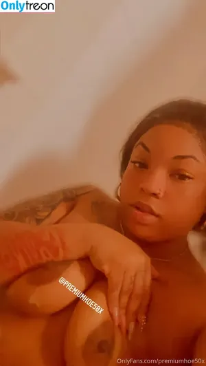  nude photo #0009