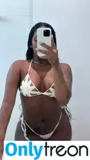 Preta Rai / preta_pessoal / pretaa_rai / pretaarara nude photo #0013