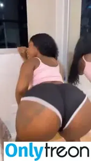 Preta Rai / preta_pessoal / pretaa_rai / pretaarara nude photo #0034