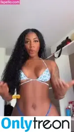 Preta Rai / preta_pessoal / pretaa_rai / pretaarara nude photo #0141