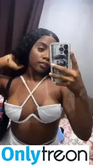 Preta Rai / preta_pessoal / pretaa_rai / pretaarara nude photo #0153