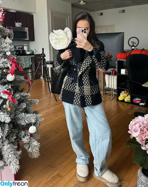 pretty_celine / celine_ayoub0 фото голая #0023