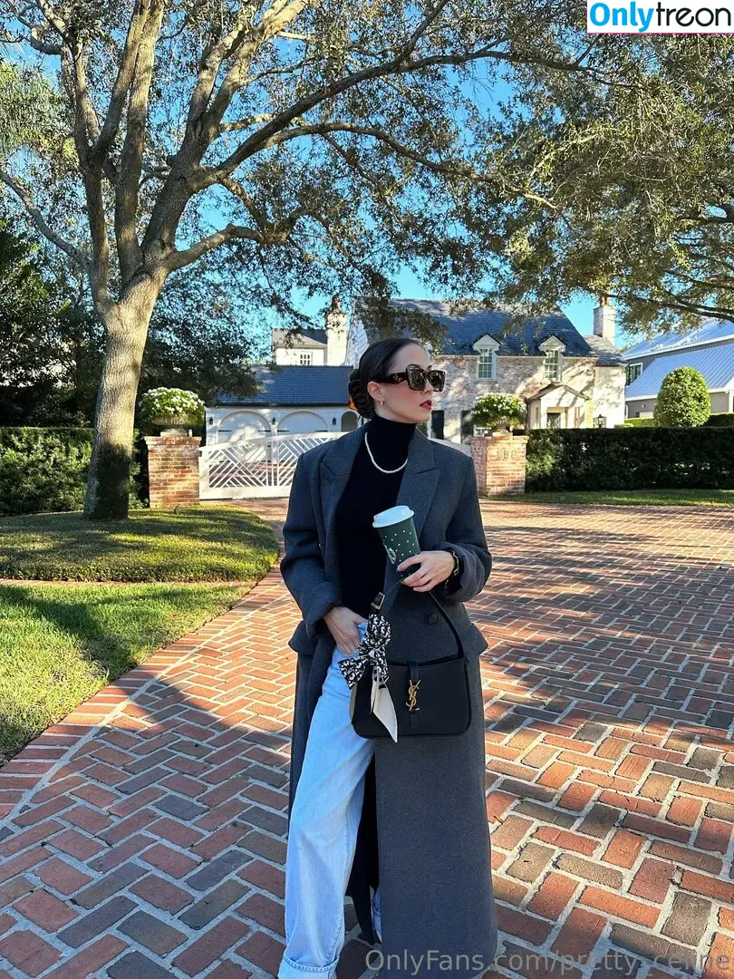 pretty_celine голая photo #0025 (celine_ayoub0)