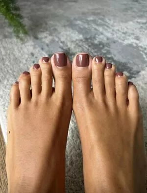 prettyeyesprettytoes / prettyeyesprettyfeet nude photo #0002