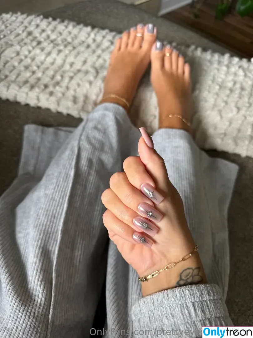 prettyeyesprettytoes nude photo #0025 (prettyeyesprettyfeet)