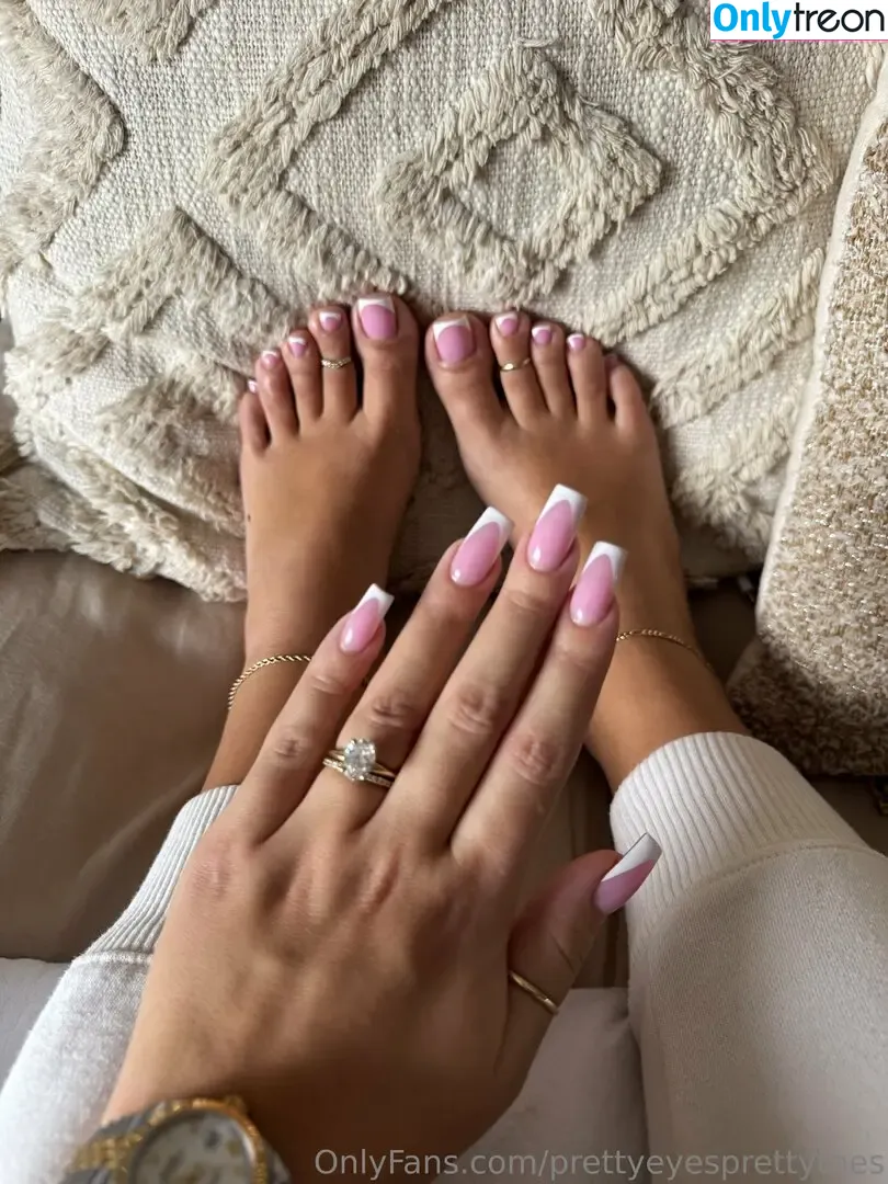 prettyeyesprettytoes nude photo #0026 (prettyeyesprettyfeet)