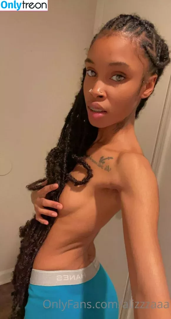 prettyfaceslimm nude photo #0035 (mackenziewhitee_)