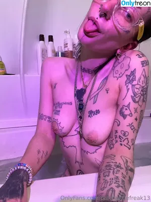 prettylittlefreak13 / pre.ttylil13 nude photo #0091