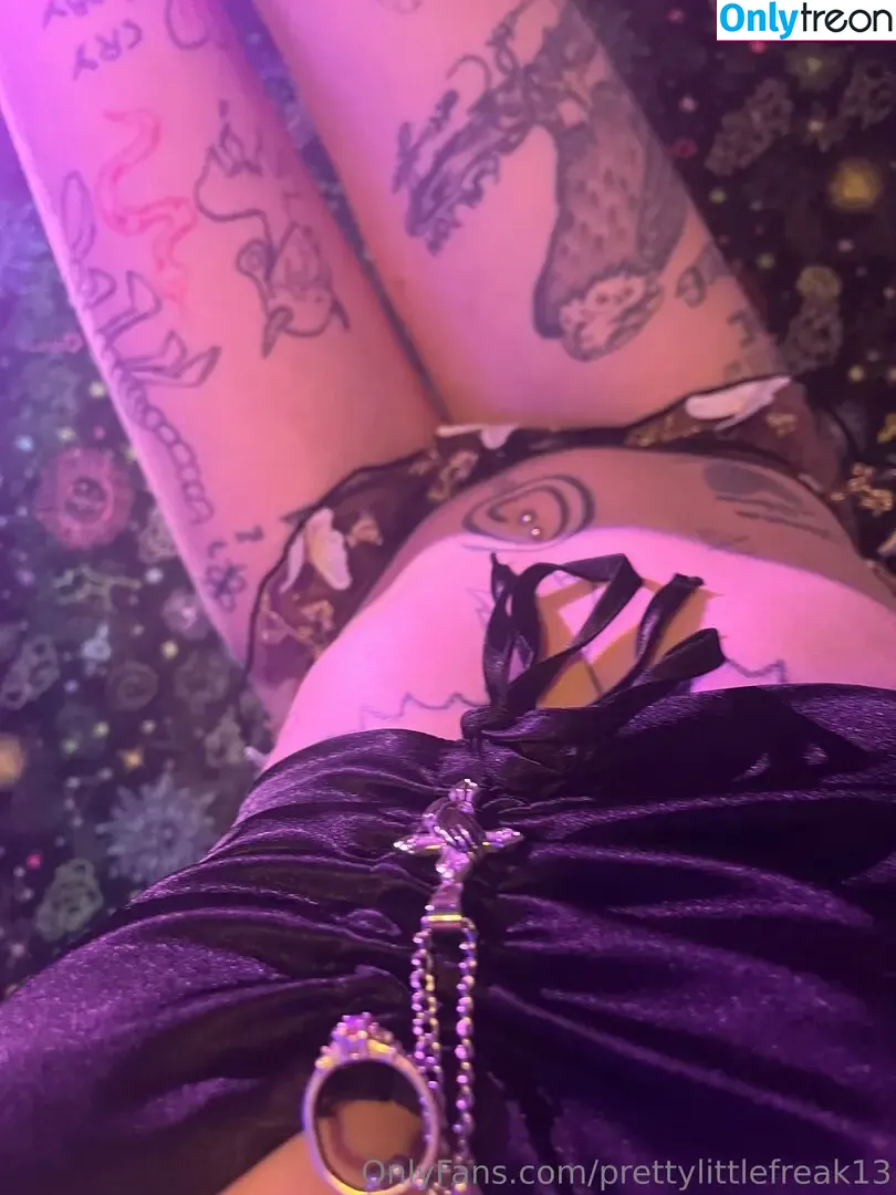 prettylittlefreak13 голая photo #0205 (pre.ttylil13)