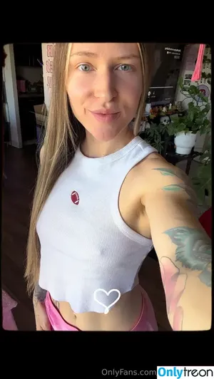 prettypixie23 / svetlana_onlyfans nude photo #0079
