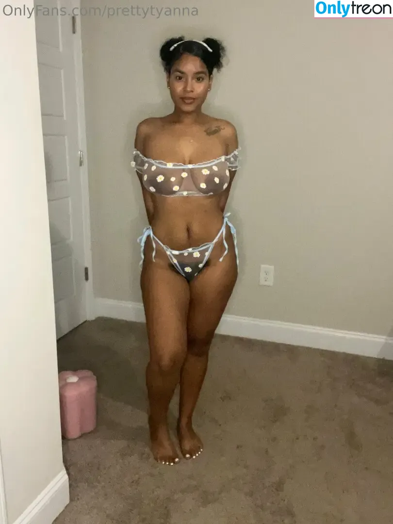 prettytyanna голая photo #0018 (Prettyytyanna)