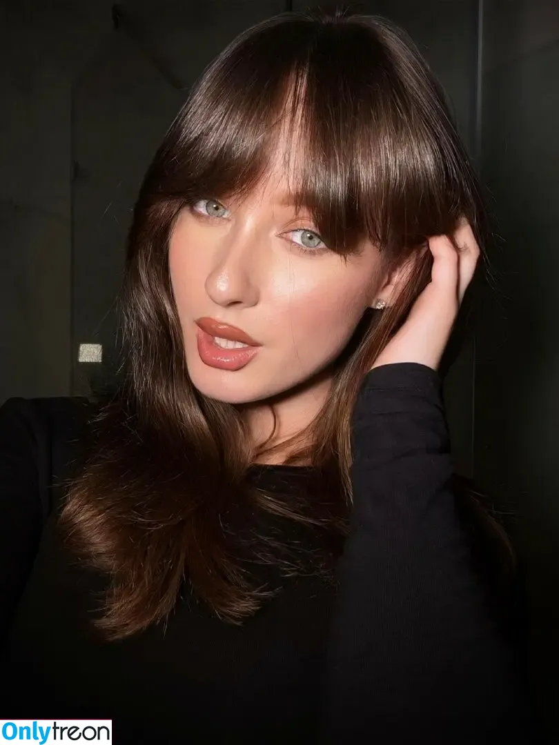 pretylittlething голая photo #0287 (Julia / prettylittlething)