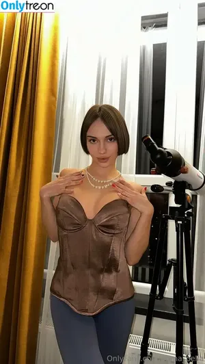 Prima_Bella nude photo #0126