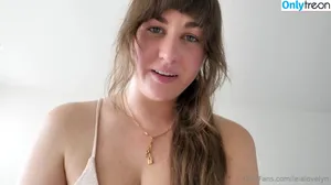 Princess Leia / NSFWLeia / Princess_LeiaCM / princessleiaa nude photo #0036