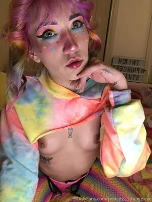 princess_strange.exe / flyingkeii nude photo #0072