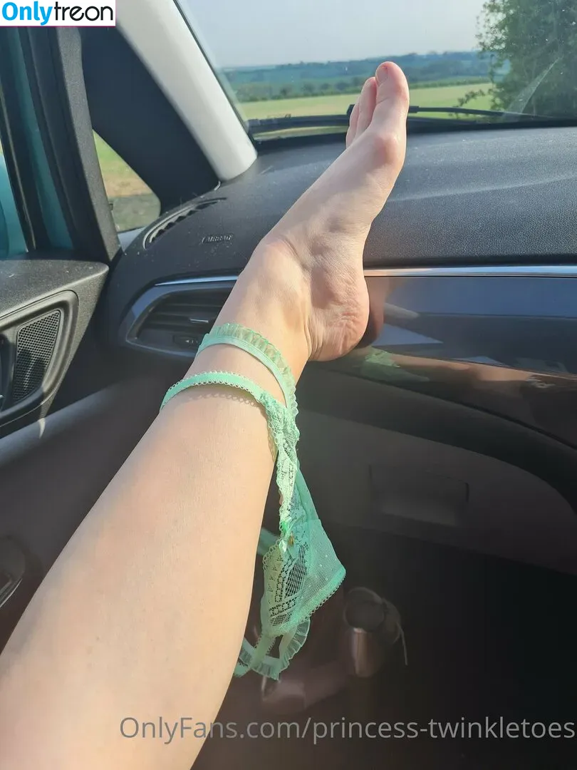 princess-twinkletoes nude photo #0014 (_princesstwinkletoes_)