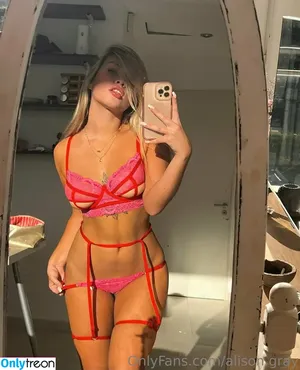 princessali3 / princessofig фото голая #0080