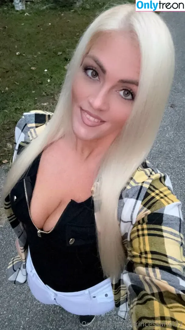 princessariel32 nude photo #0020 (princessariel32)
