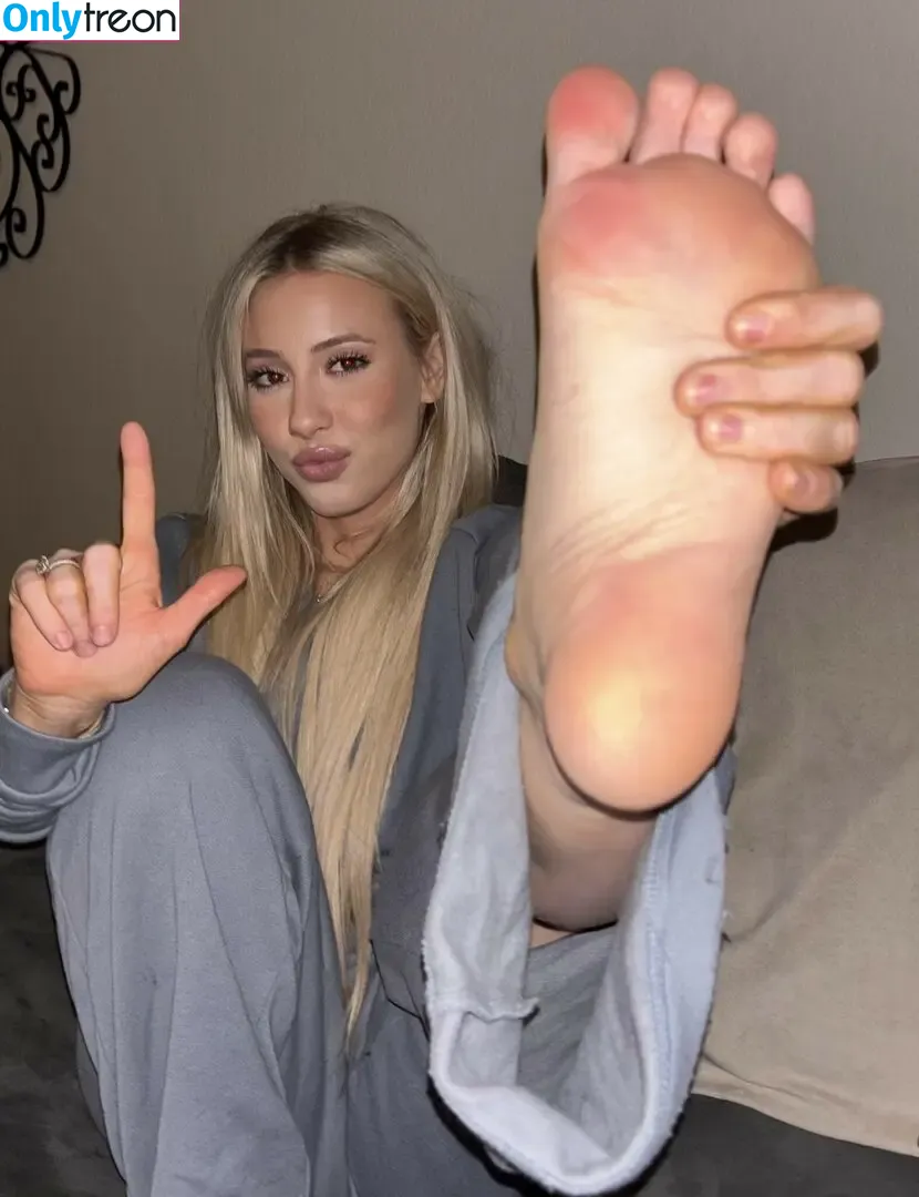Princessava22 nude photo #0028 (goddessava22 / princessavaa222)